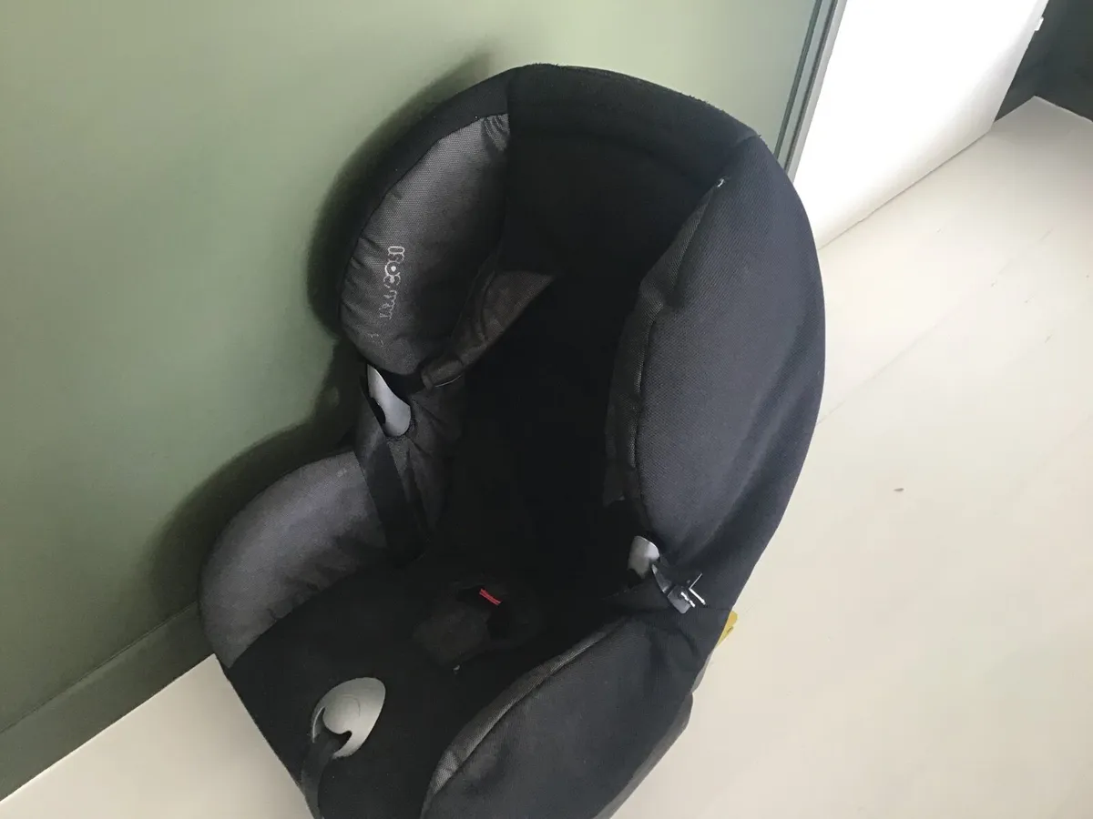Maxicosi car seat - Image 4