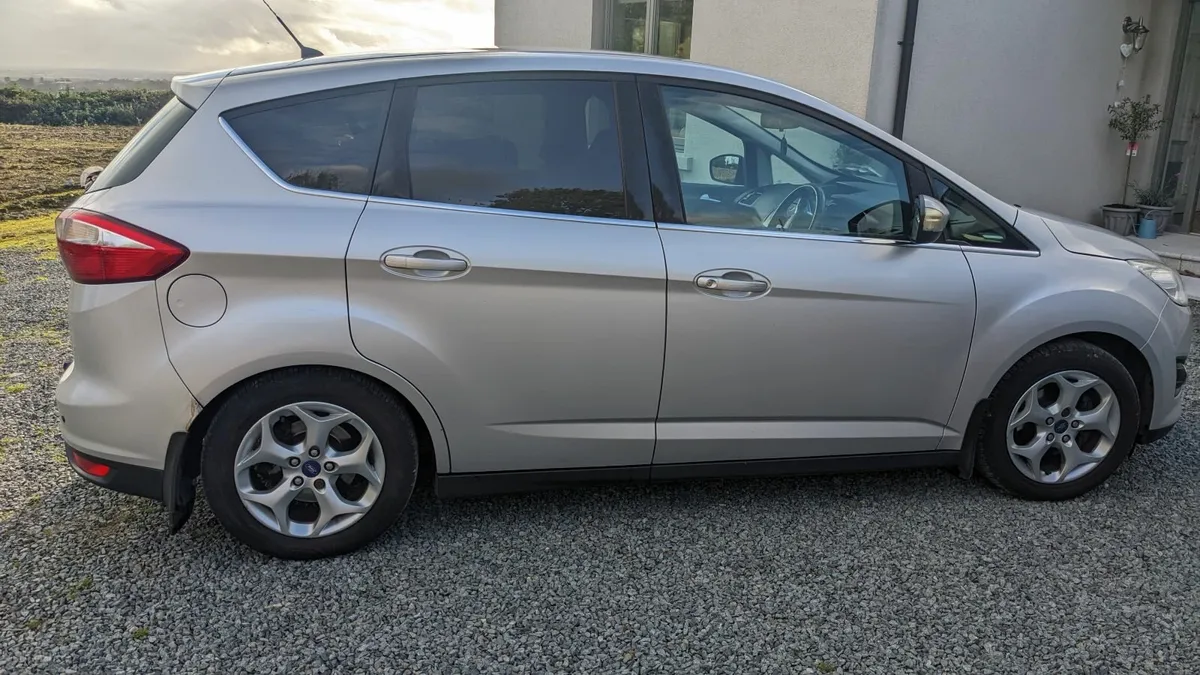 Ford C-Max 2012 - Image 2