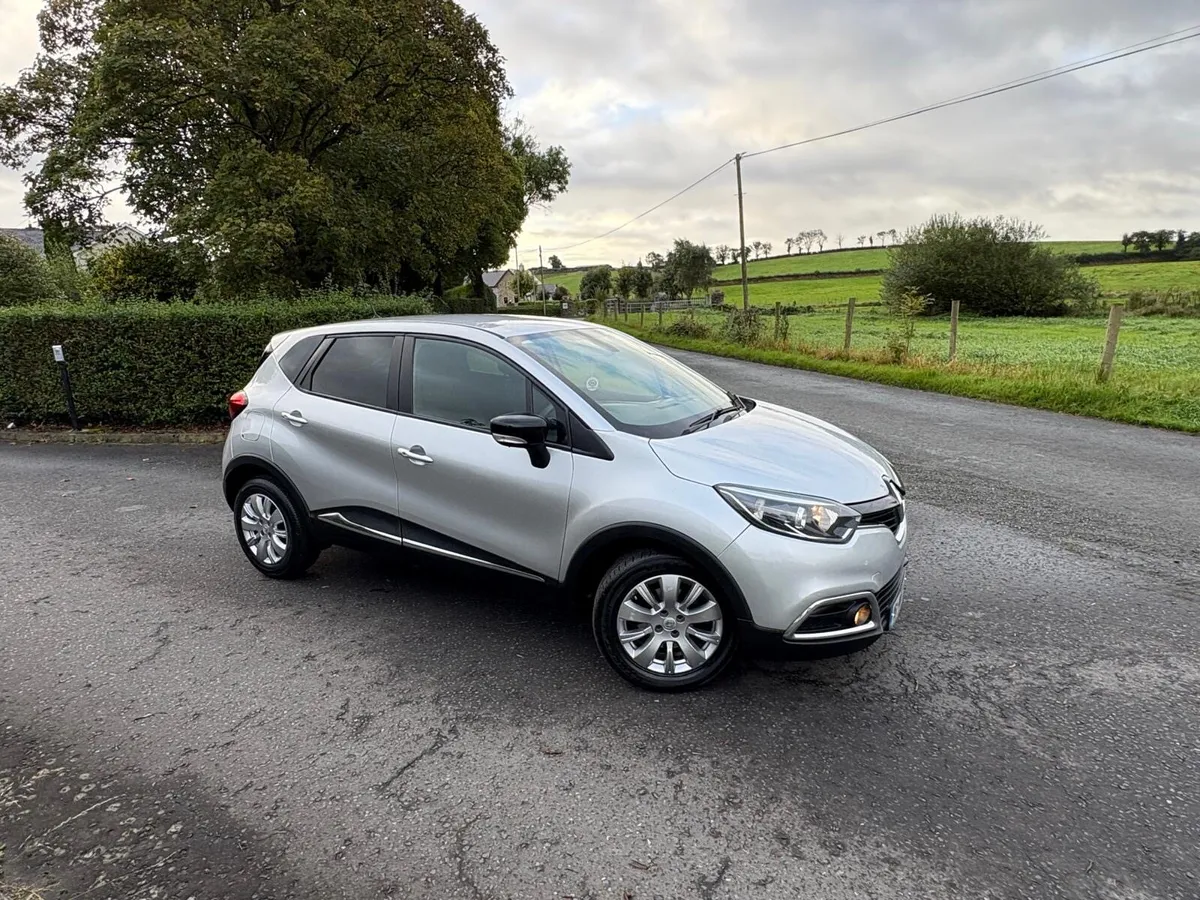 Renault Captur 1.5 DCI 2016 *MINT CAR/CHEAP* - Image 2