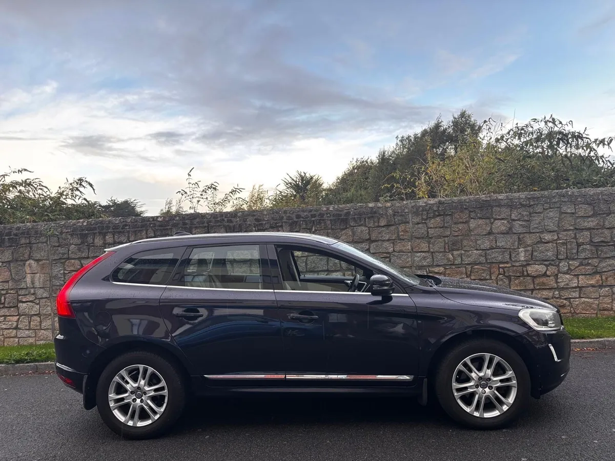 Volvo XC60 auto, full leather pan roof - Image 2