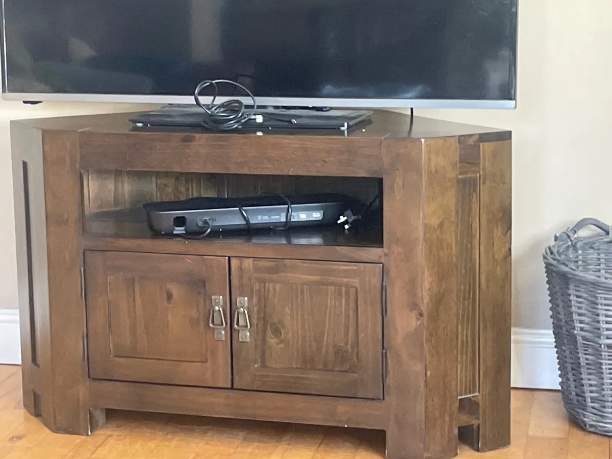 Corner TV cabinet