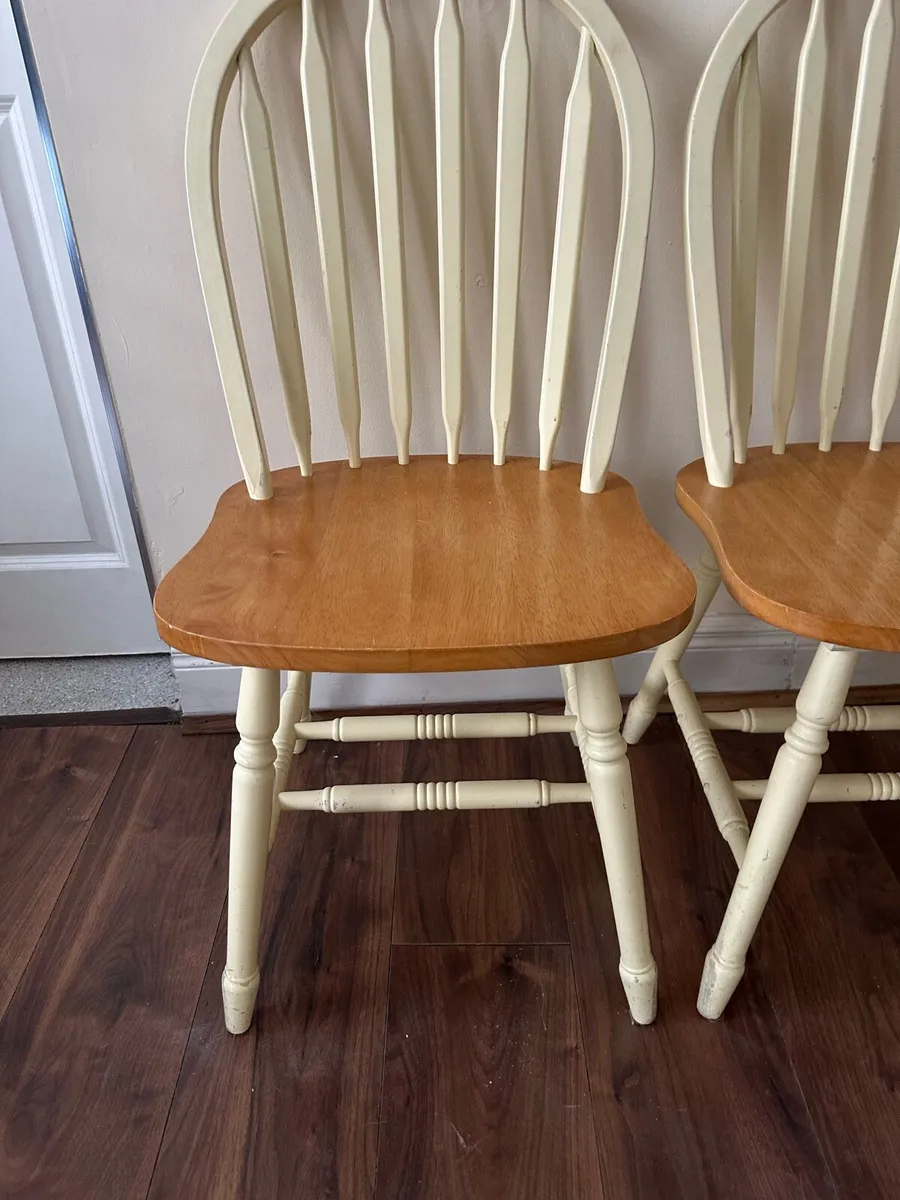 4 pine and cream kitchen chairs - Image 3
