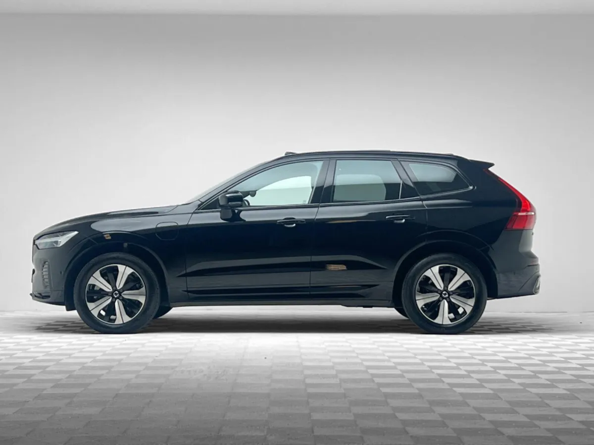 Volvo XC60 PLUS T6 RECHARGE 2.0 455HP AWD - Image 4