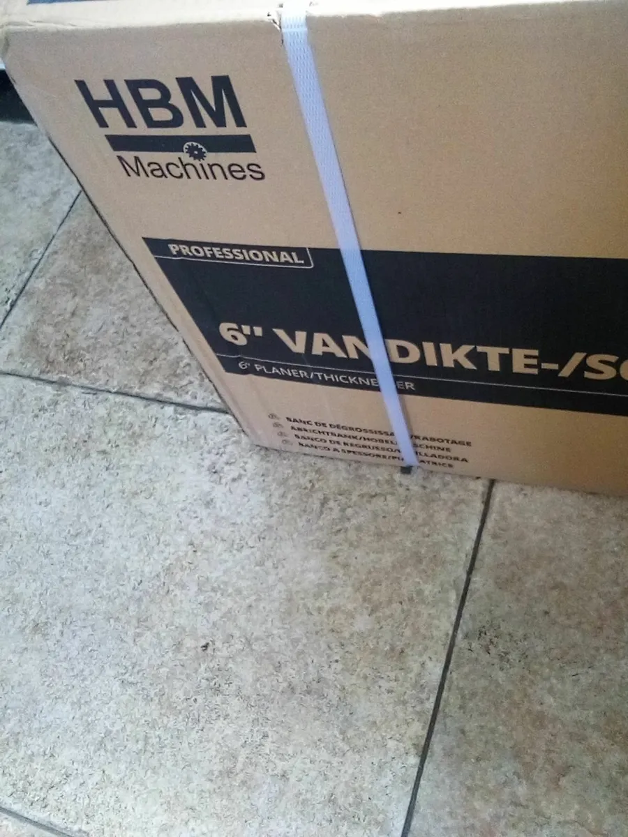 6 inch planer thicknesser, new still boxed - Image 4