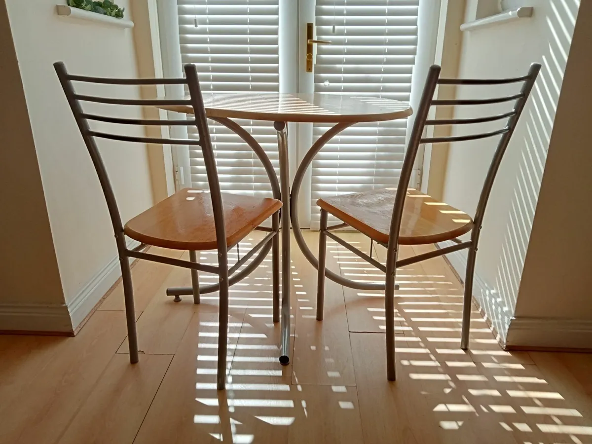 Bistro table and chairs - Image 1