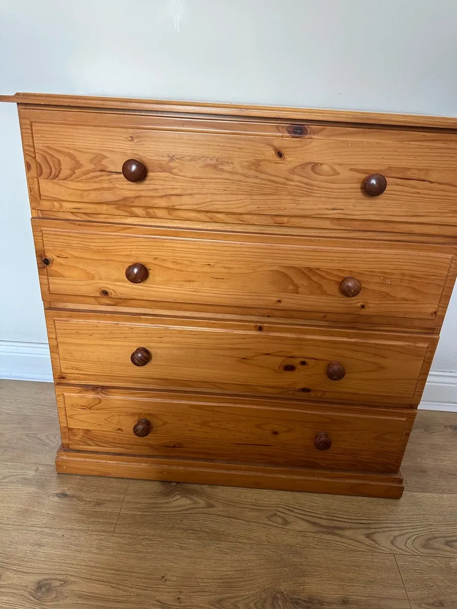 4 drawer bedroom pine locker - Image 1