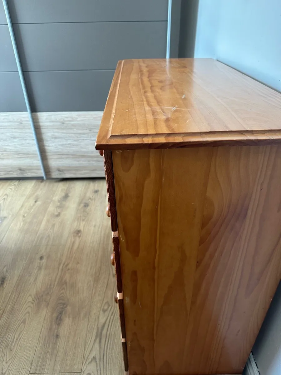 4 drawer bedroom pine locker - Image 3