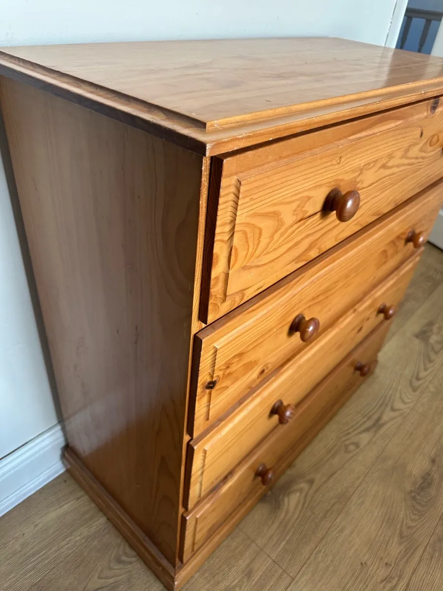 4 drawer bedroom pine locker - Image 4