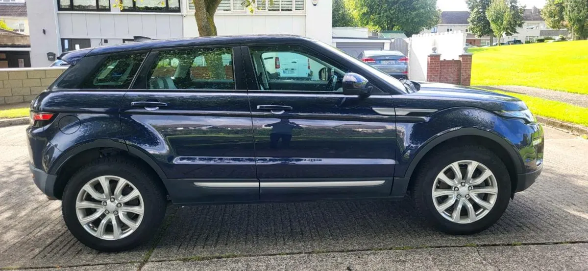 Car - Image 4