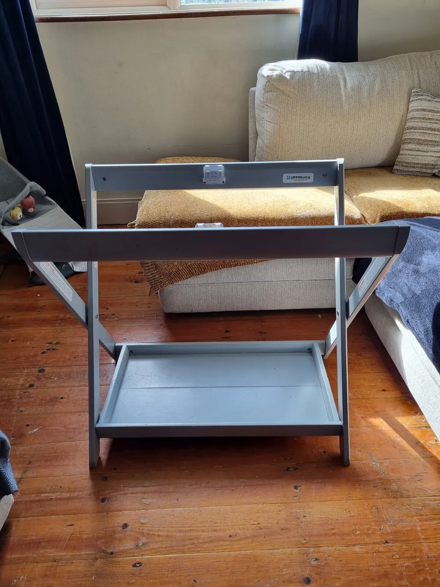 Uppababy Bassinet Stand
