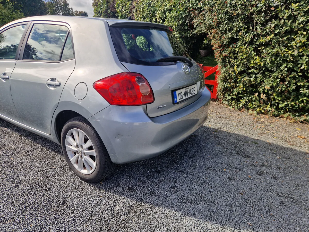 Toyota Auris PETROL  LUNA  2009 - Image 3