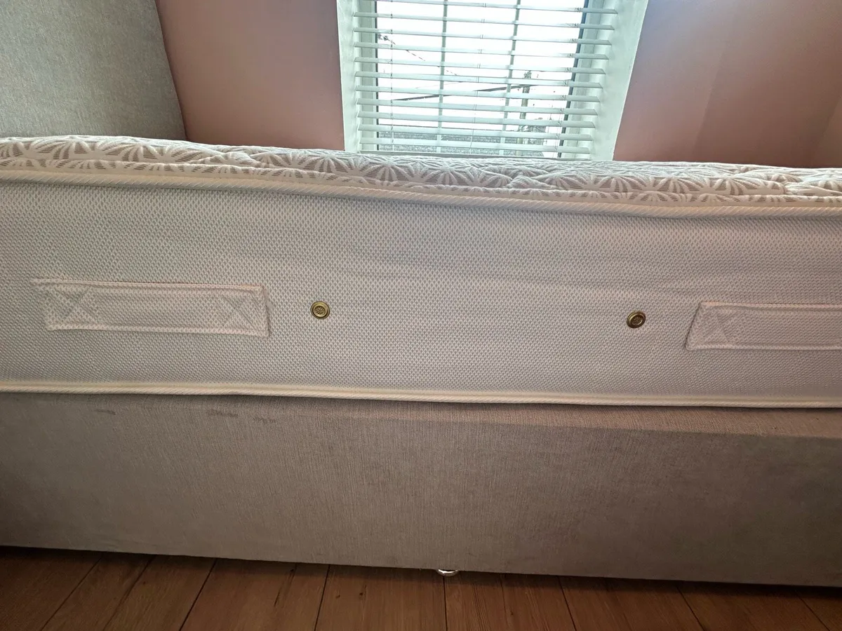 Single bed with headboard - Image 2