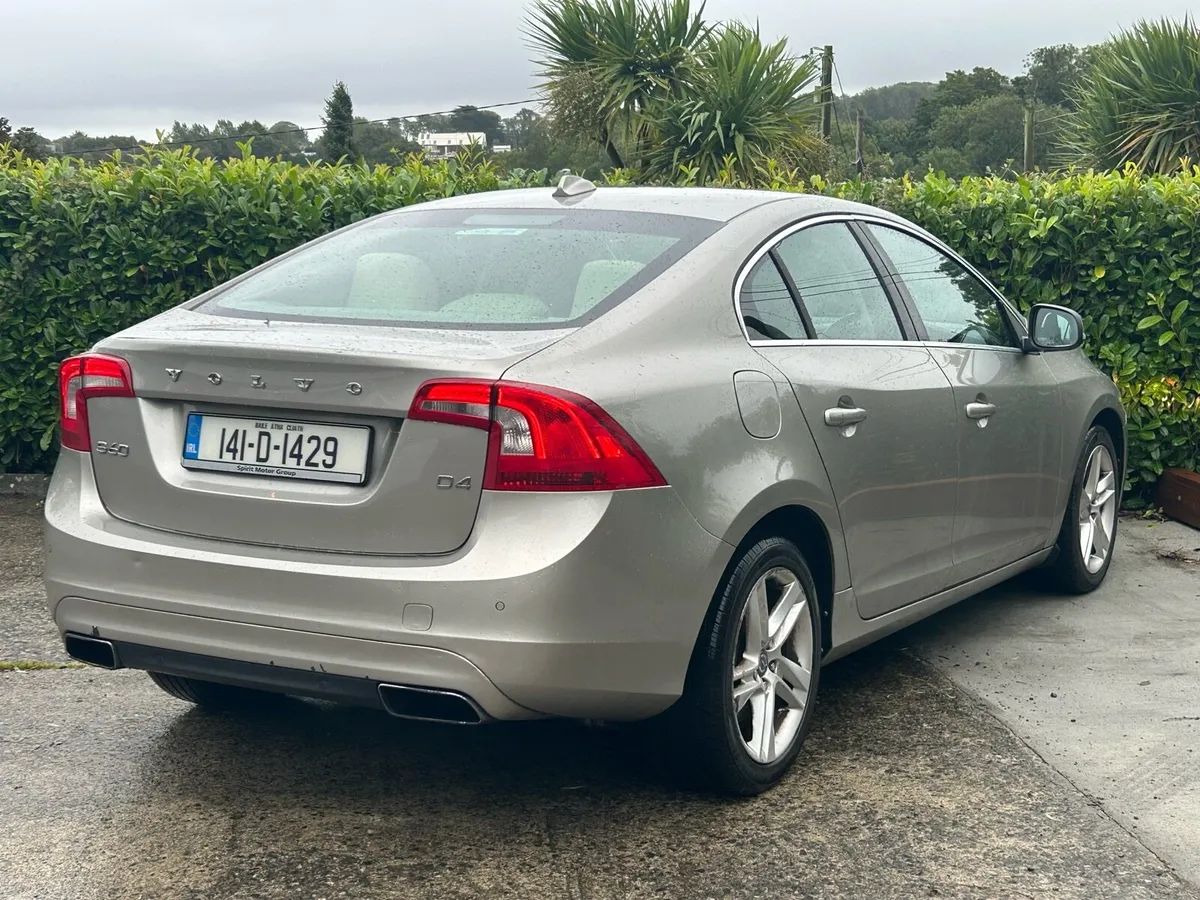 Volvo S60 2014 - Image 4