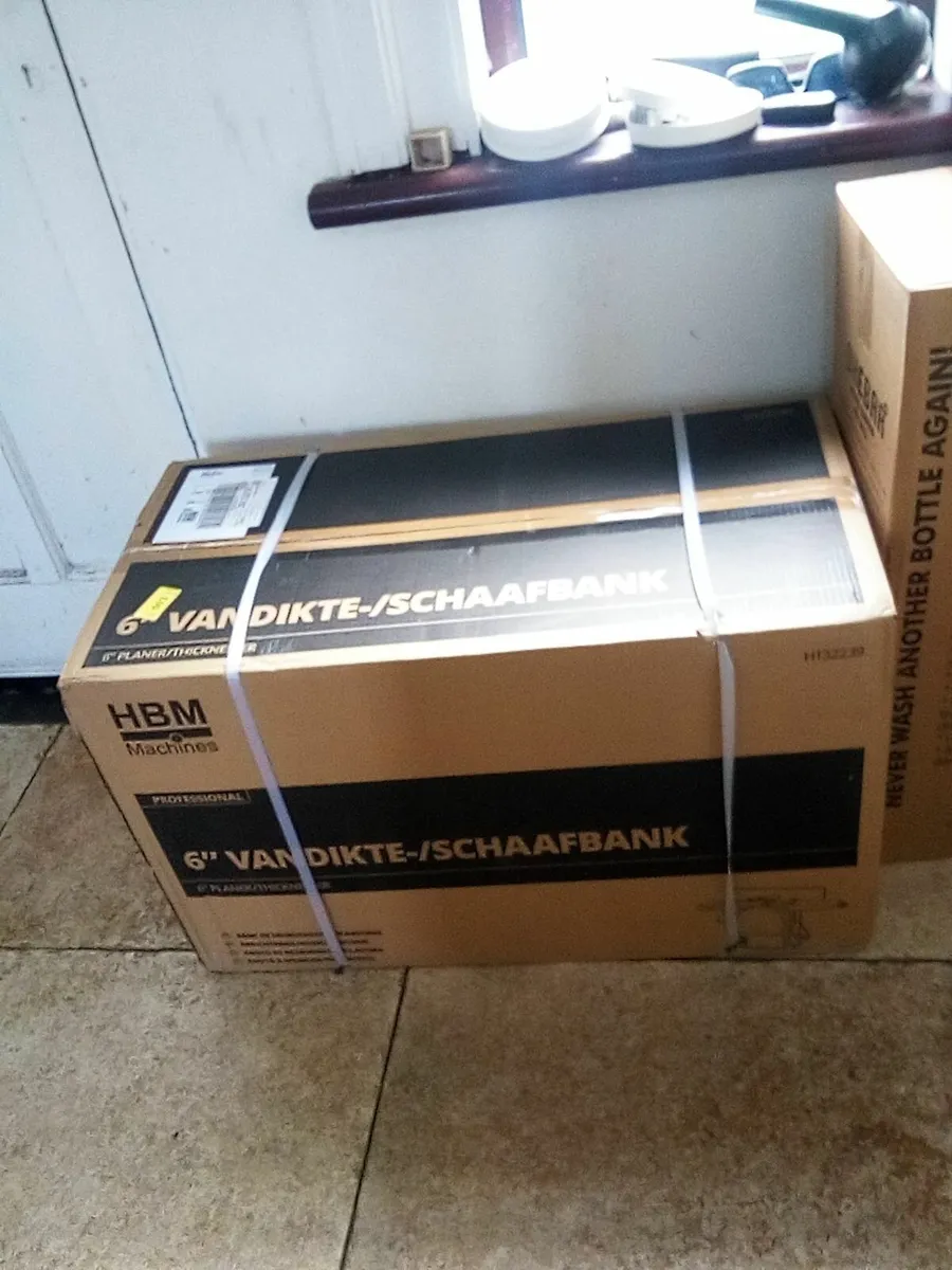 6 inch planer thicknesser, new still boxed - Image 2