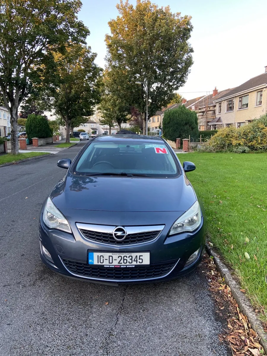Opel Astra 1.3 CTDI Ecoflex  (2010) *LOW MILEAGE* - Image 1
