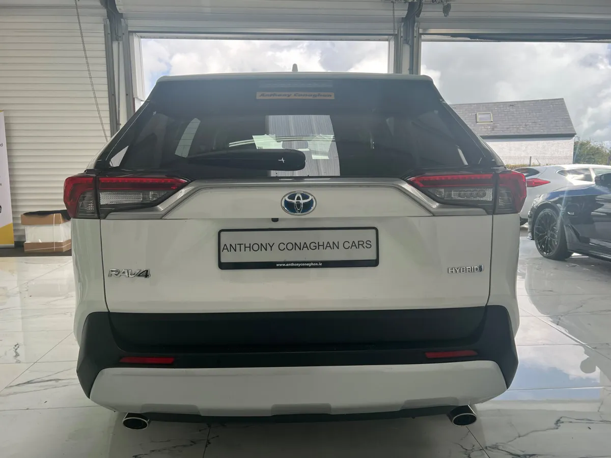 Toyota RAV4 2019 4x4 Automatic - Image 4