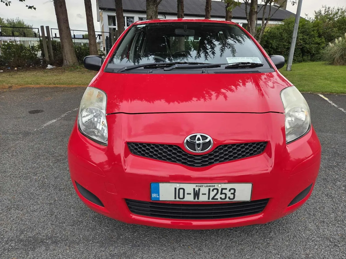 Toyota Yaris 1.0 Terra.Low KMS.New NCT - Image 2