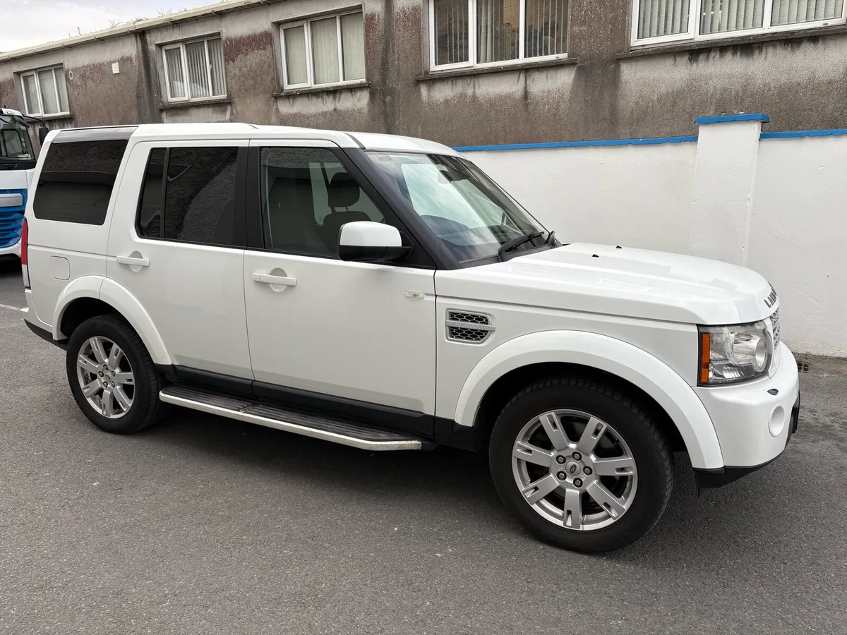 Landrover Discovery 4 crew cab auto - Image 3