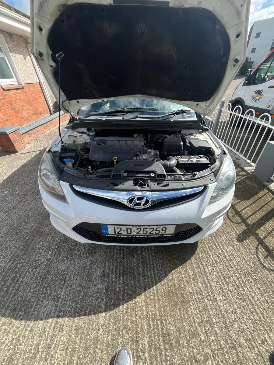 Hyundai i30cw - Image 2