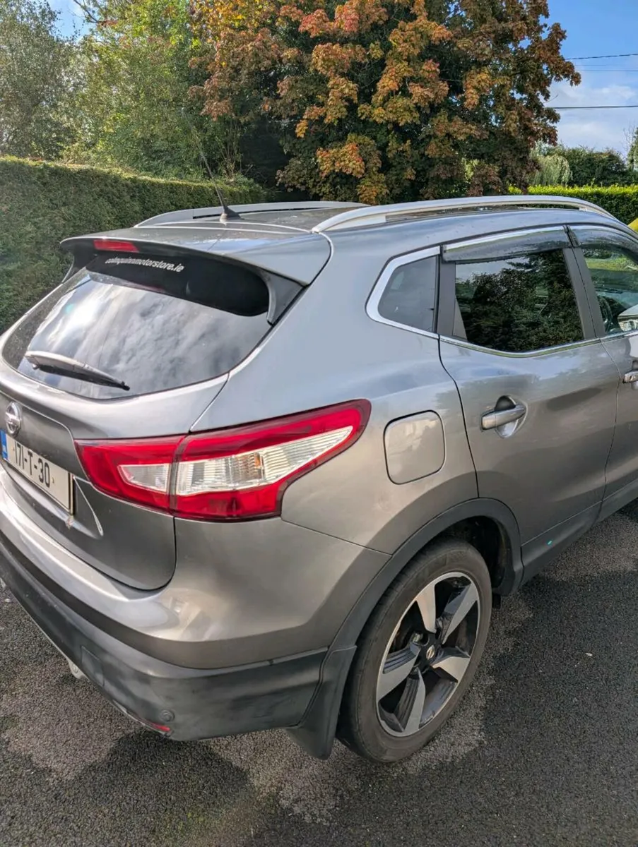 Nissan Qashqai SV Premium - Image 4