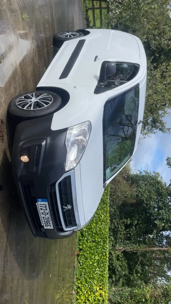 Peugeot Partner Professional 100 1.6 hdi - Image 2