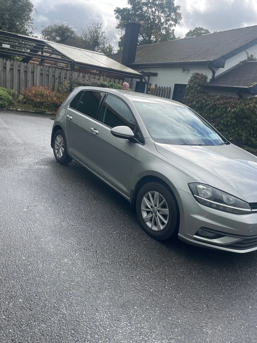 2018 Golf - Image 3