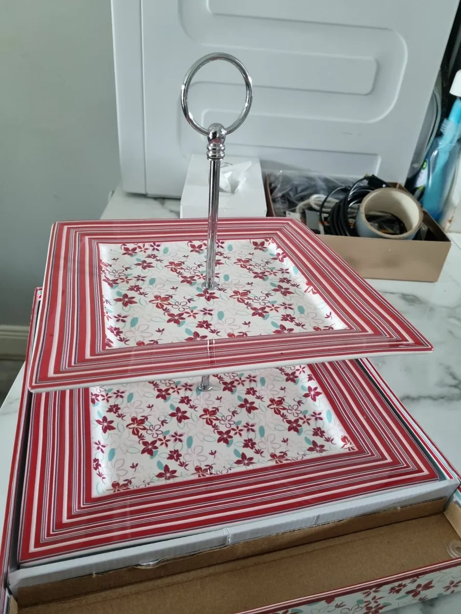Cake display holder - Image 2