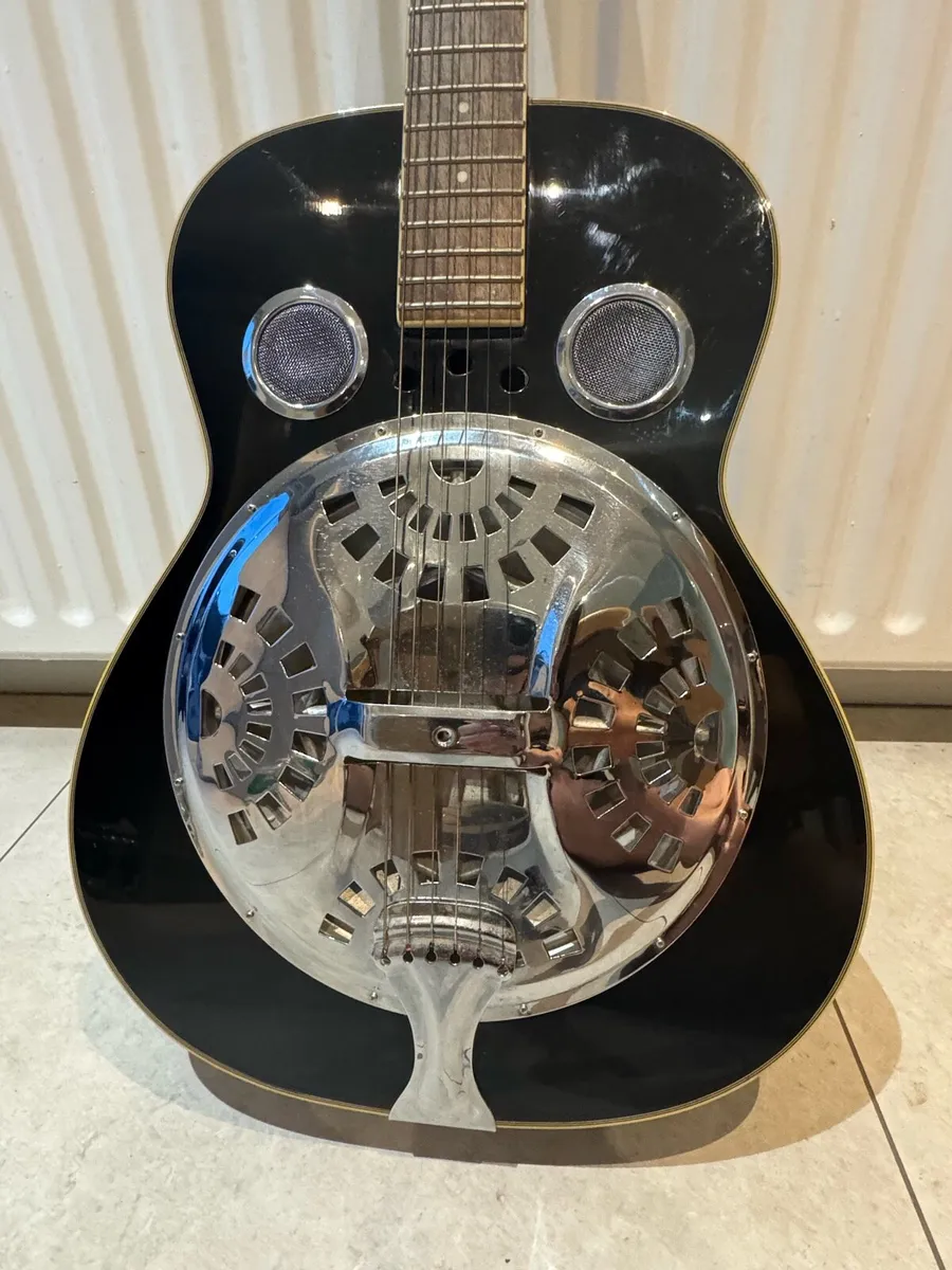 Black Vintage Resonator VRA400 guitar - Image 1