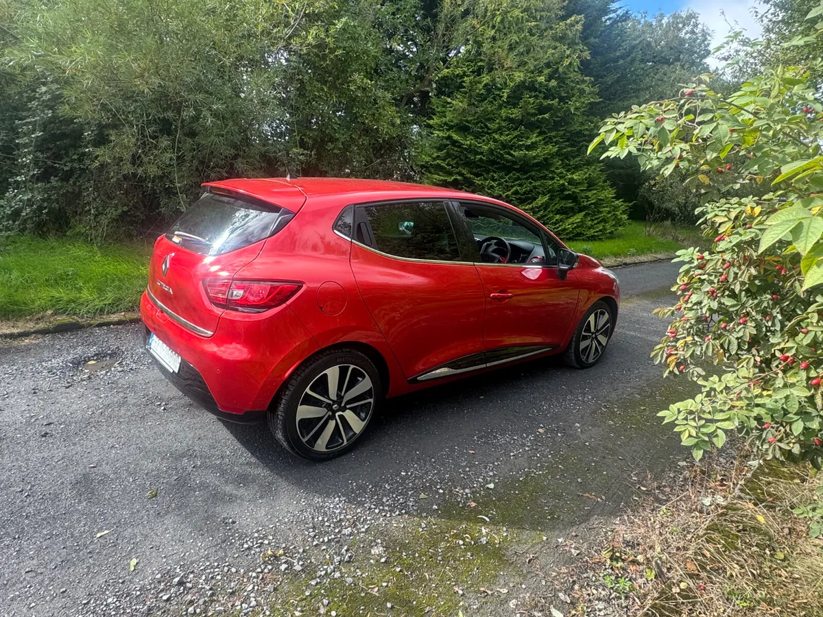 15 Renault Clio 1.2 AUTO - Image 2