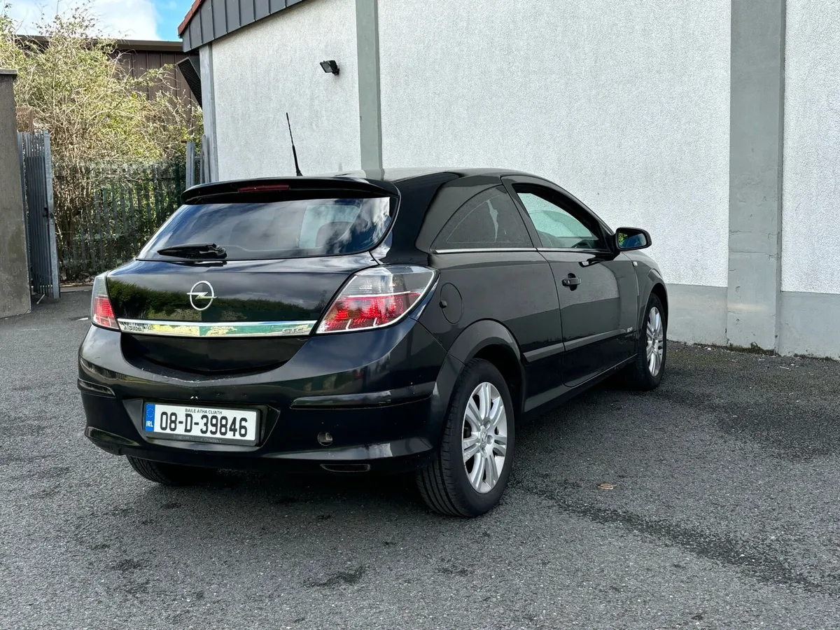 Opel Astra 2008 - Image 4