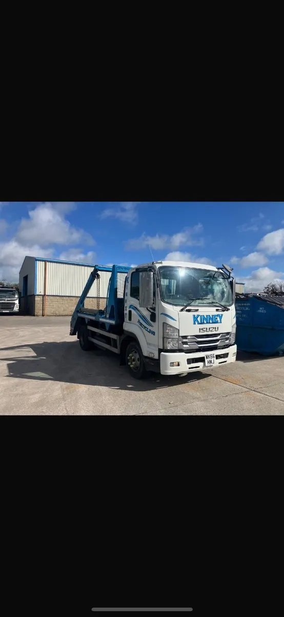 2016 ISUZU F11