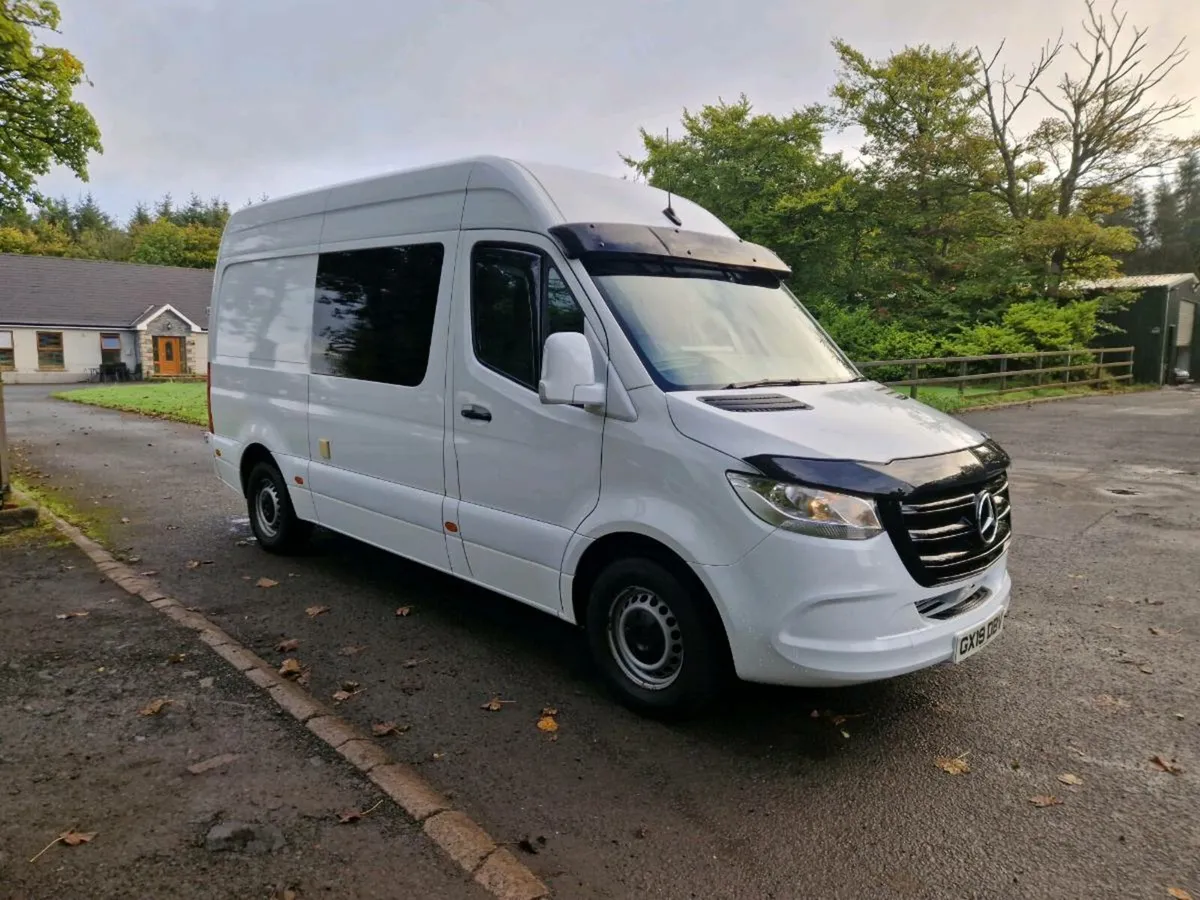 2019 MERCEDES SPRINTER MWB 8 SEATER VAN £9500 - Image 1