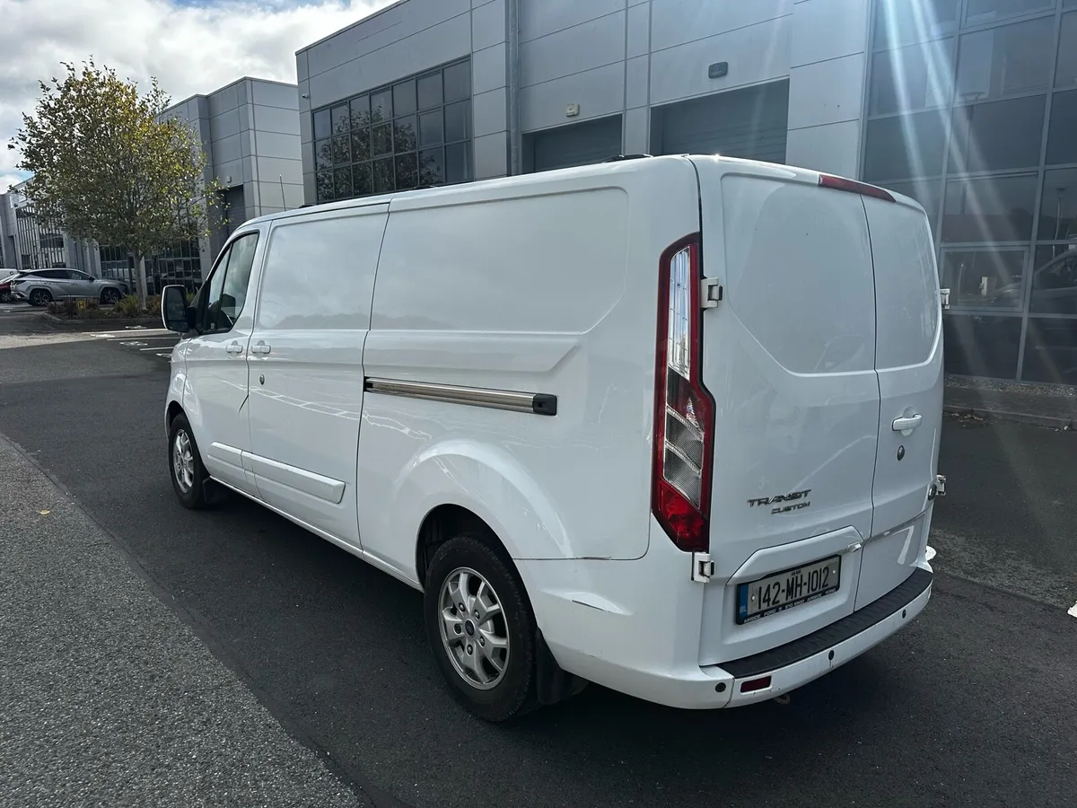 Ford Transit Custom Limited - Image 4