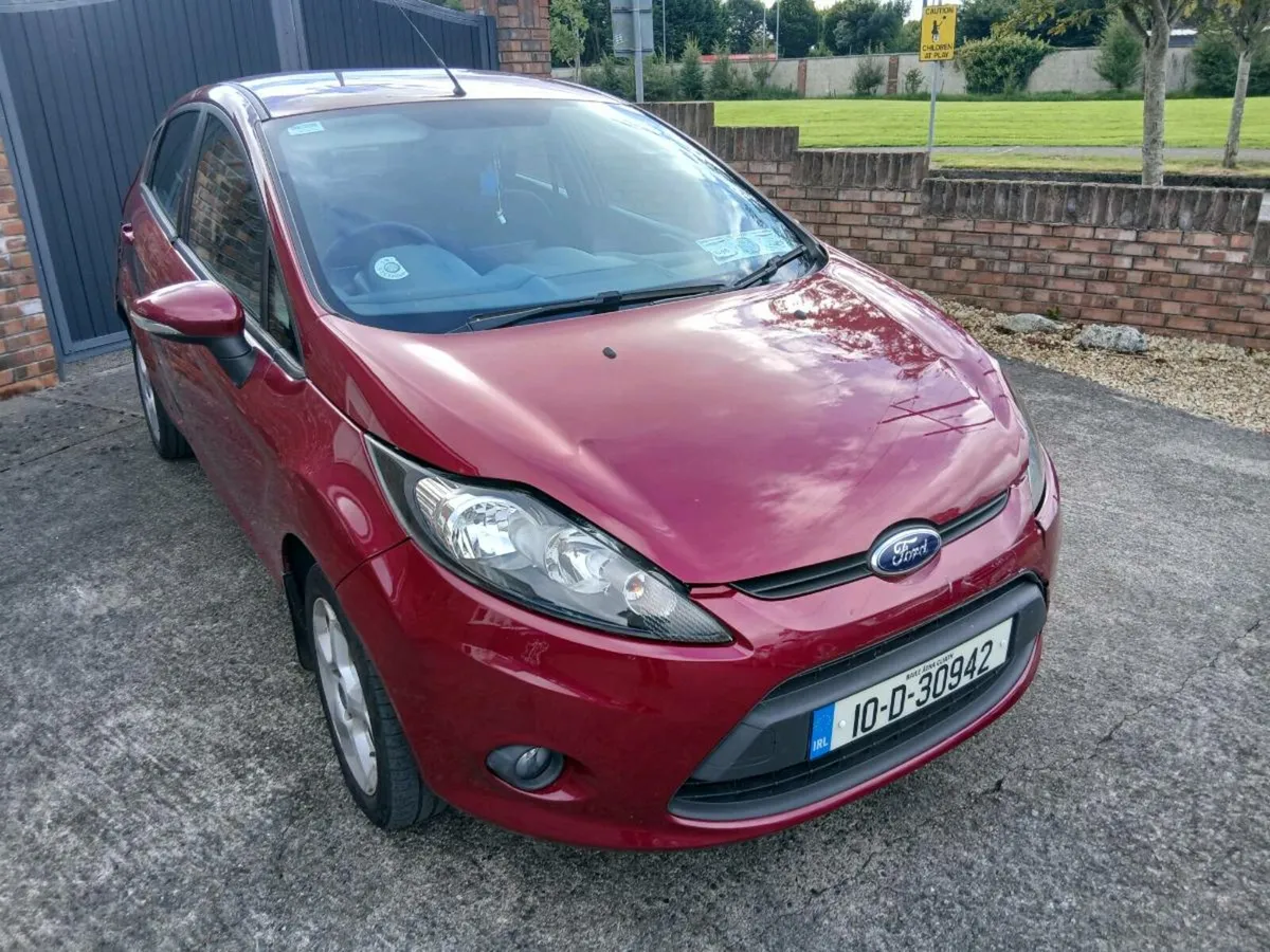 FORD FIESTA 1.2 2010 DAMAGED - Image 1