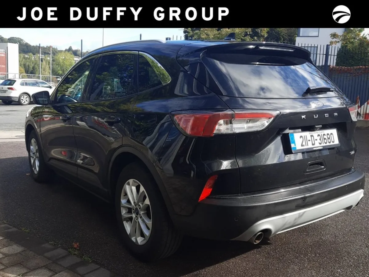 Ford Kuga 2.5 Duratec 190PS Fhev Titanium Auto - Image 3