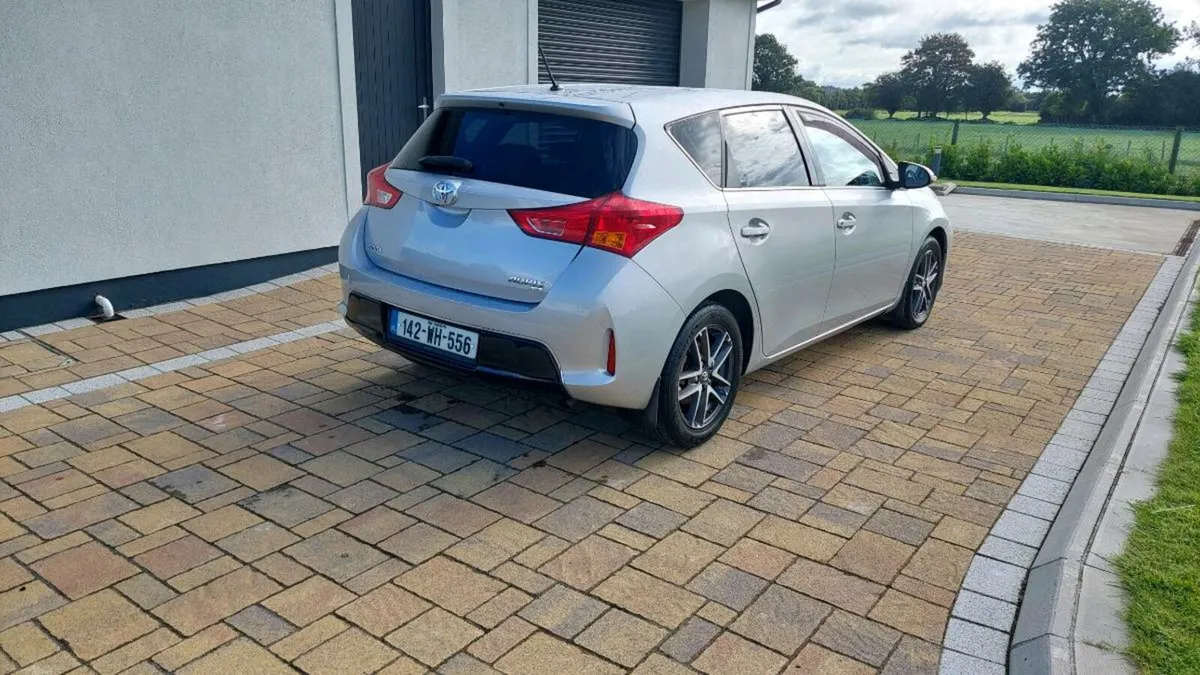 Toyota Auris - Image 3