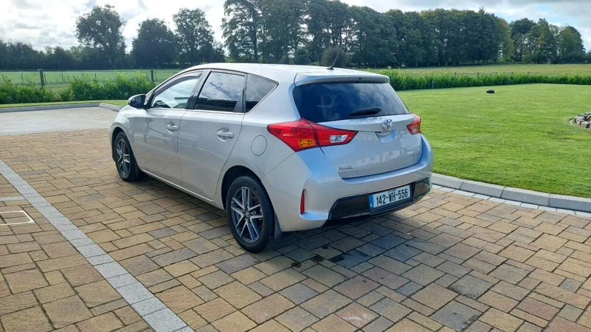 Toyota Auris - Image 4