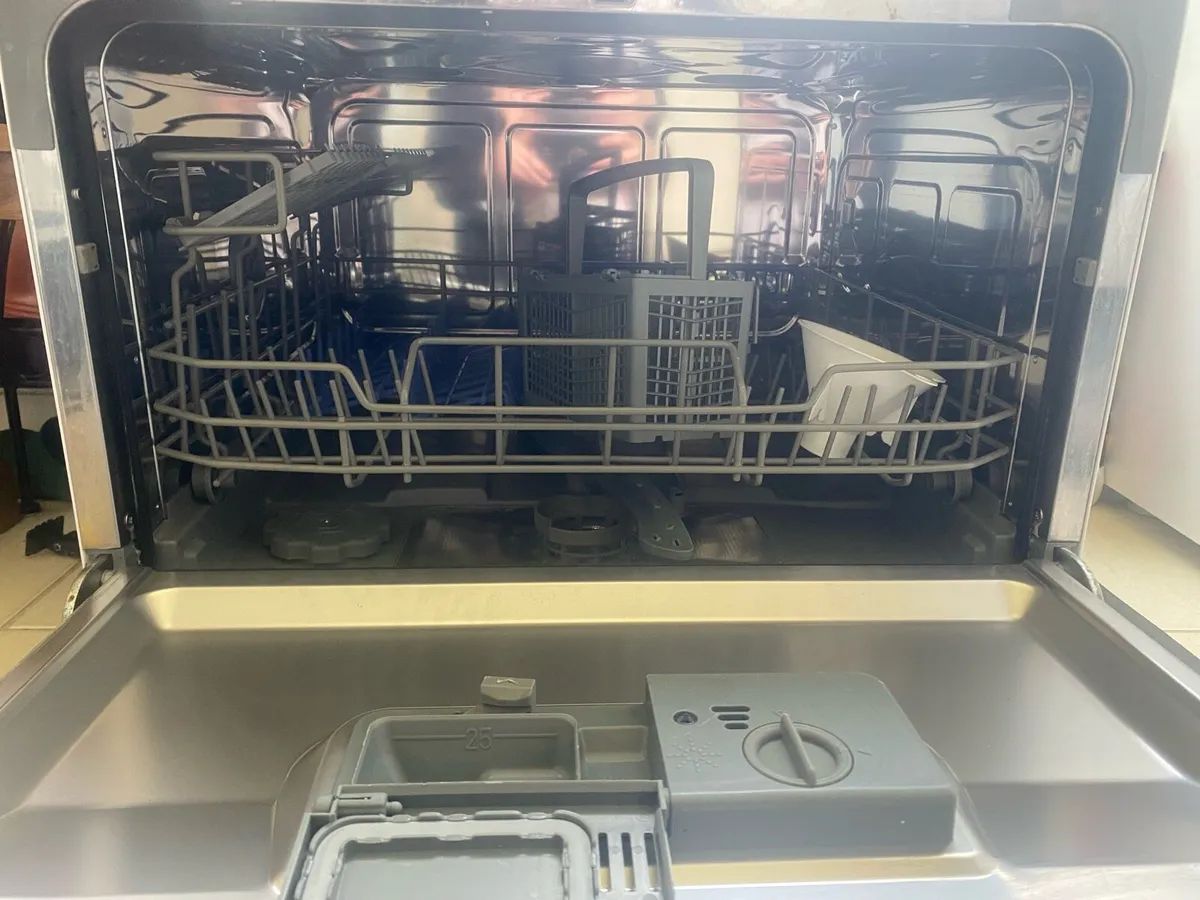 Table too dishwasher - Image 3