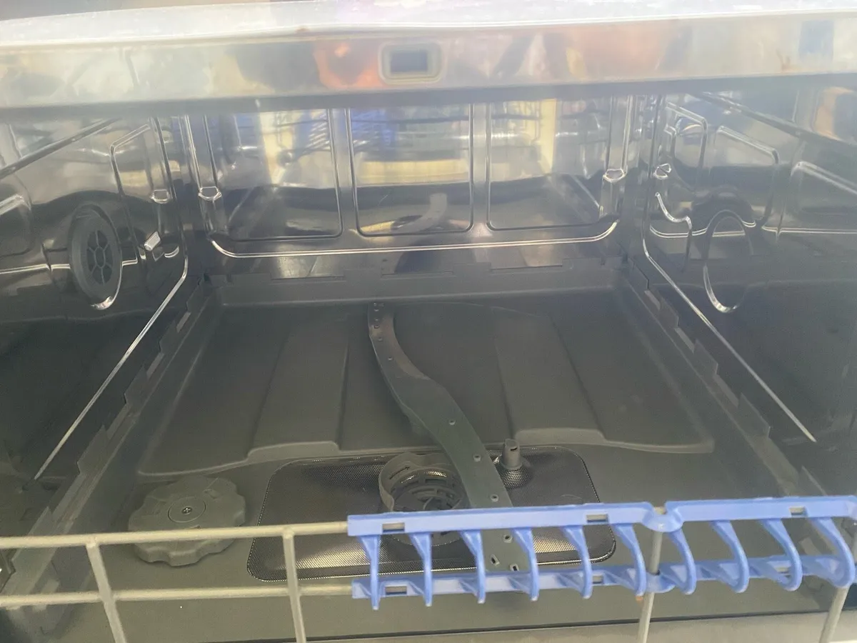 Table too dishwasher - Image 4