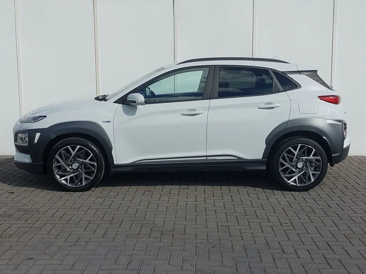 Hyundai Kona 1.6 GDI Hybrid Executive - Image 4