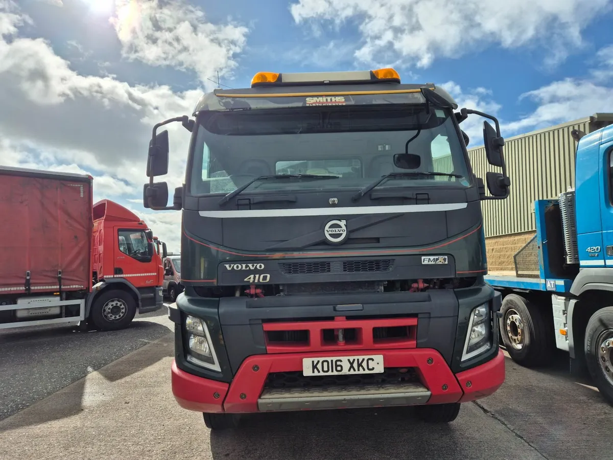 2016(late) Volvo FMX410 8x4 Charlton Tipper - Image 4