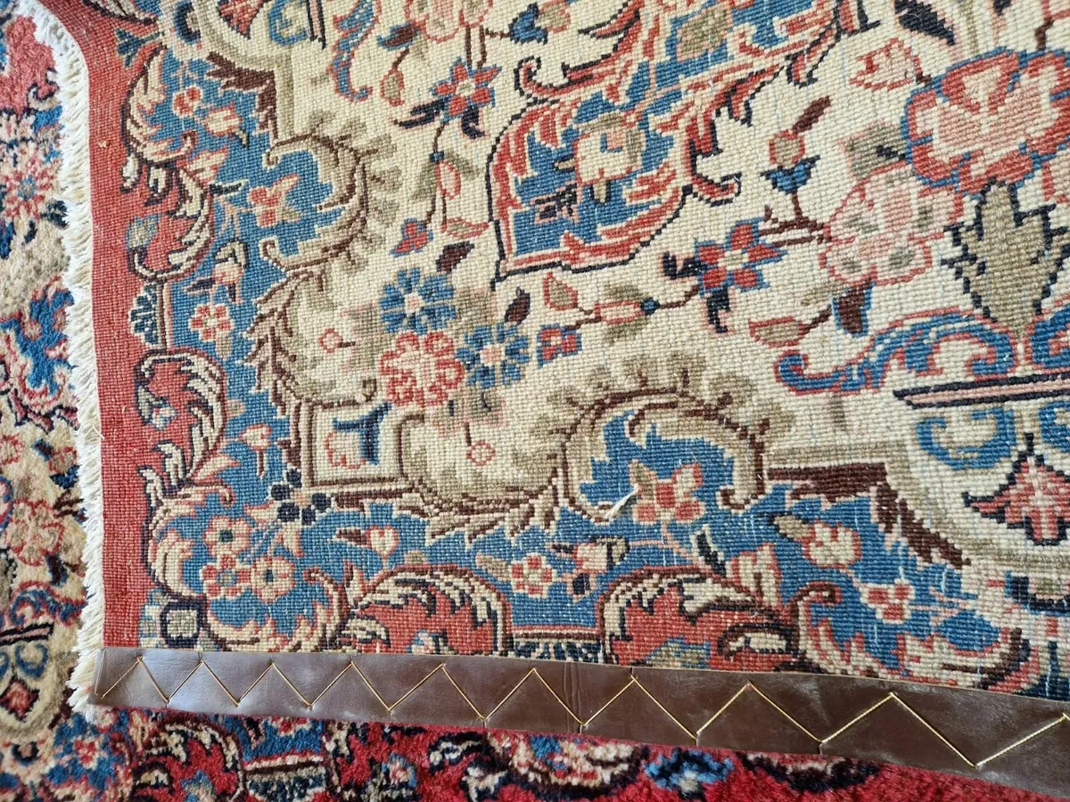 Vintage rug, 12ft 6 inches × 8ft 6 inches - Image 4