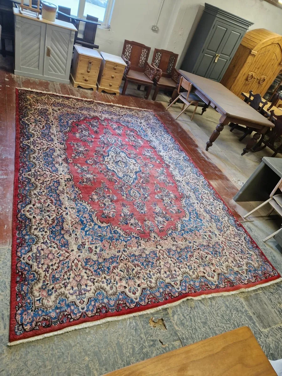 Vintage rug, 12ft 6 inches × 8ft 6 inches - Image 2