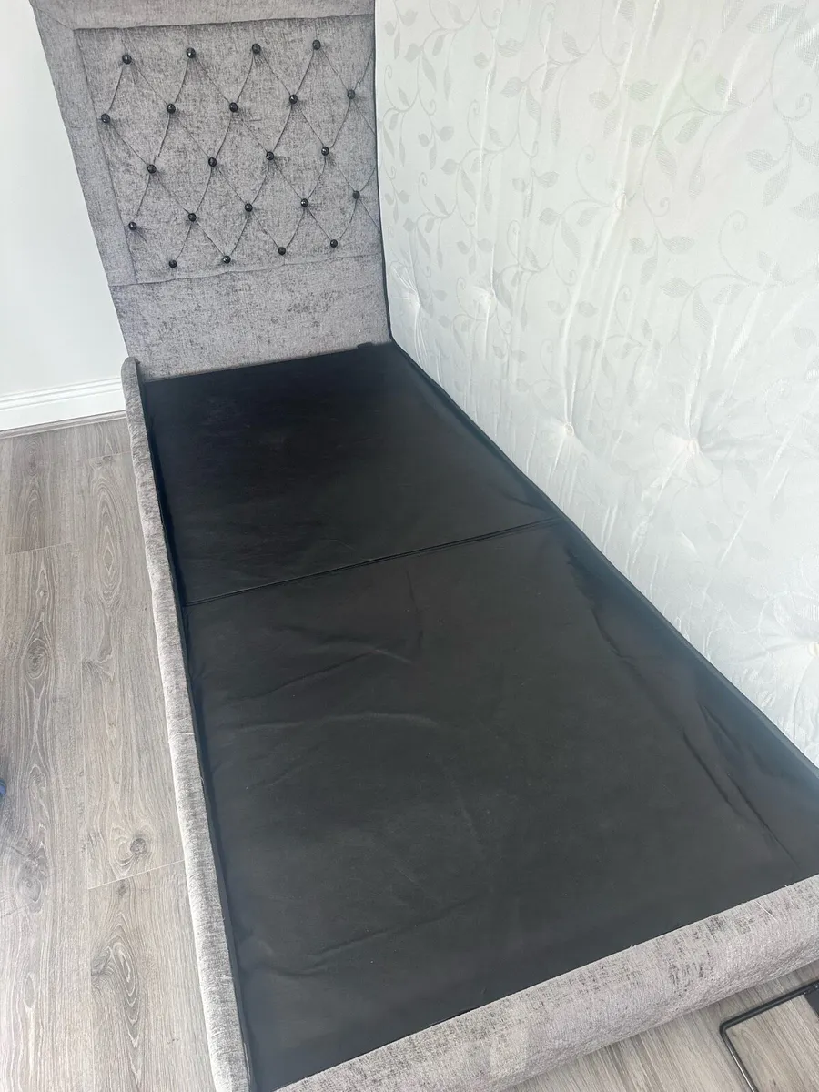 Double Bed for sale - Image 4