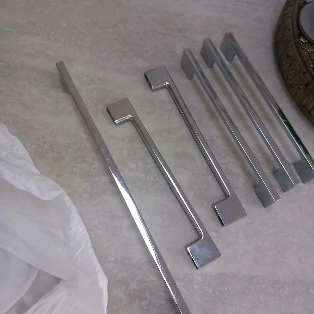 Chrome kitchen press handles - Image 1
