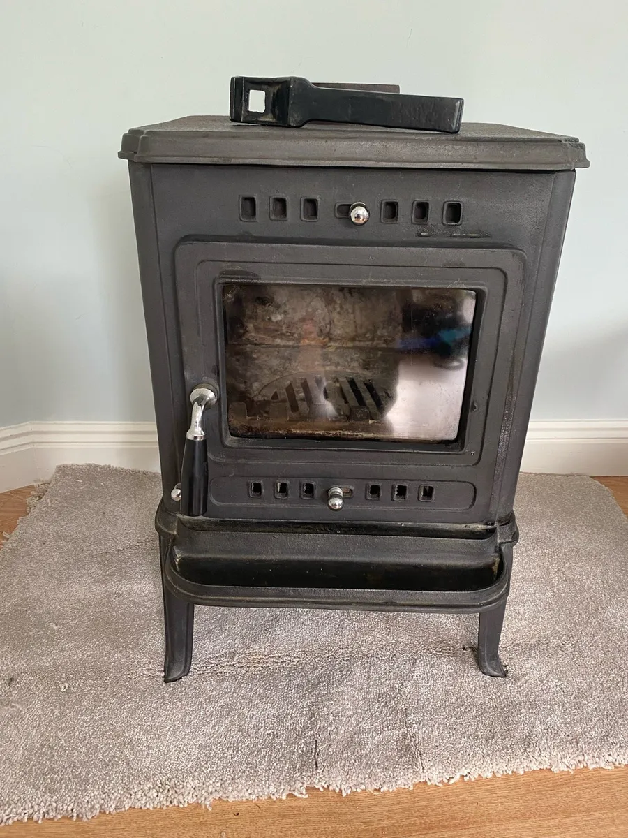 Stove - Image 1