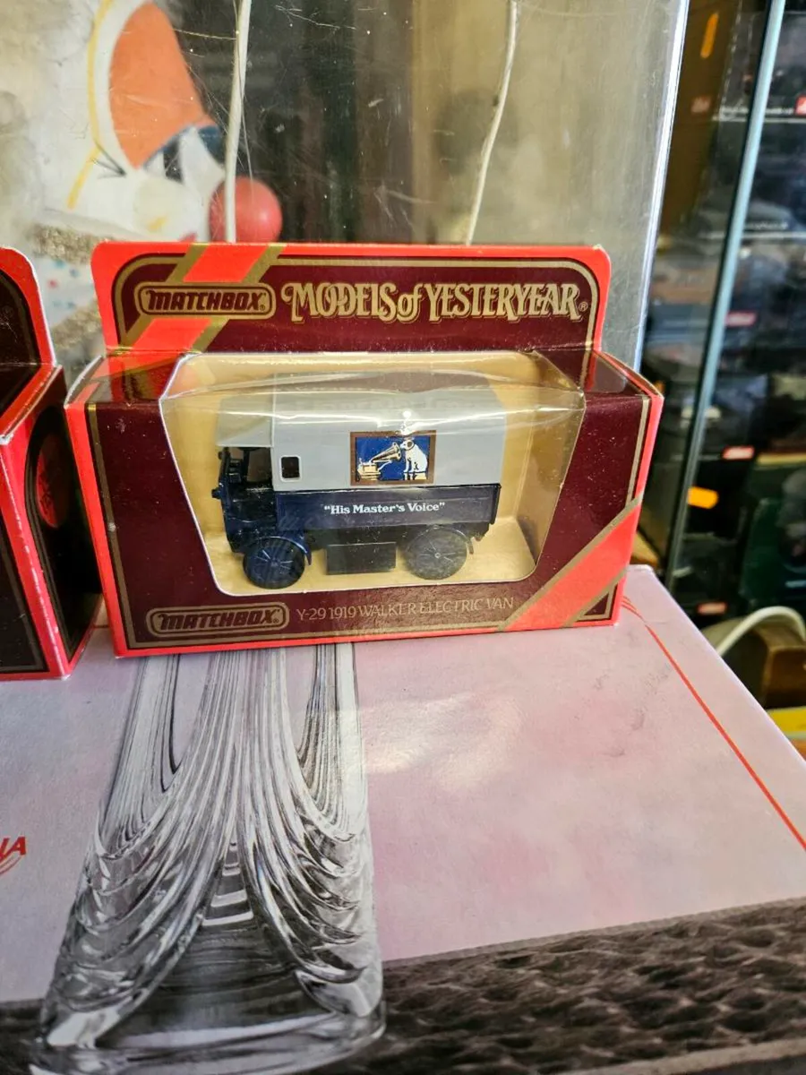 Matchbox Yesteryear His Masters Voice Van