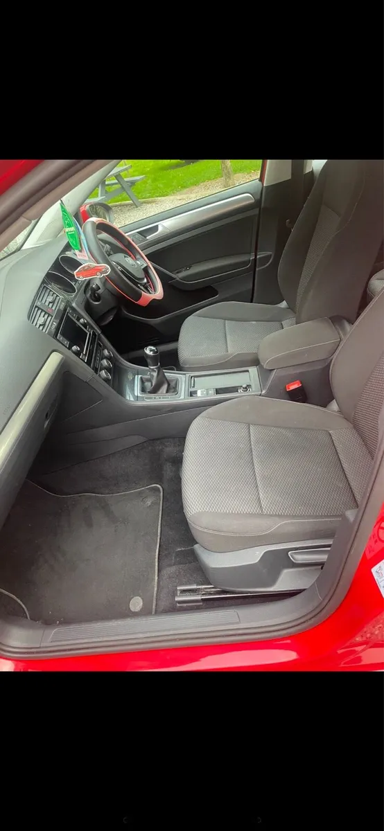 Volkswagen Golf 2019 6speed manual - Image 3