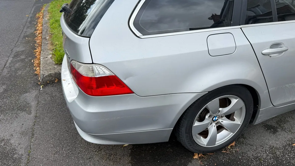 BMW E61 - Image 4