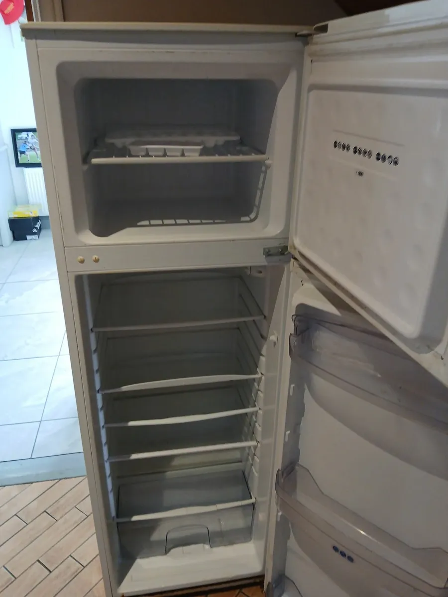 Whirpool Fridge/ Freezer - Image 2
